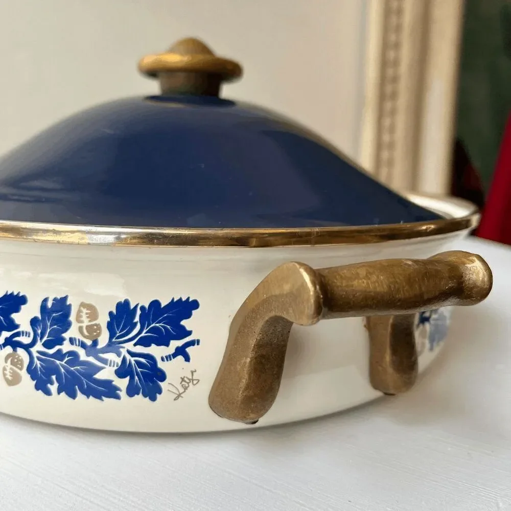 Vintage 1981 Asta Katja German Enamel Bakeware Dish Oak Leaf & Acorn